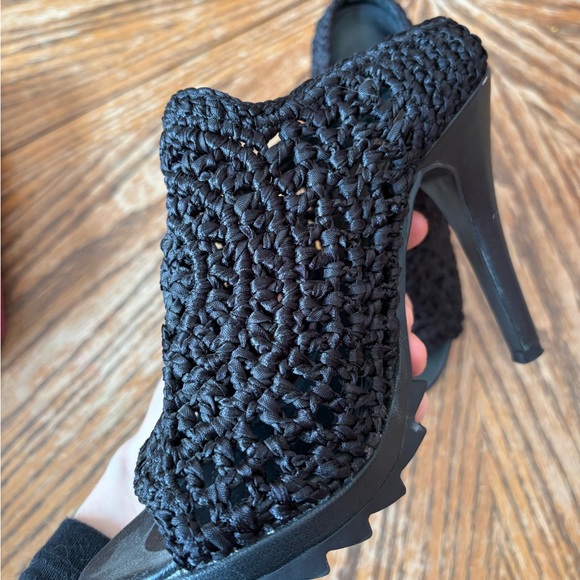 Hadari High Heels - Picture 4 of 6